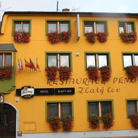 Zlaty Lev Hotel Svitavy Exterior foto